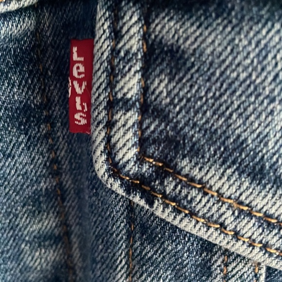 Levi Jean Jacket - Picture 2 of 4